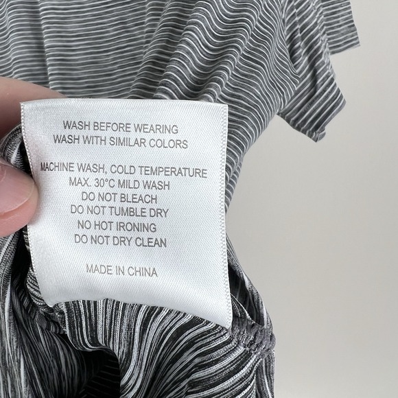 Zyia Active Short Sleeve Shirt Women 3X Black Stripe Athleisure Stretch Tee 1451 - Picture 7 of 8